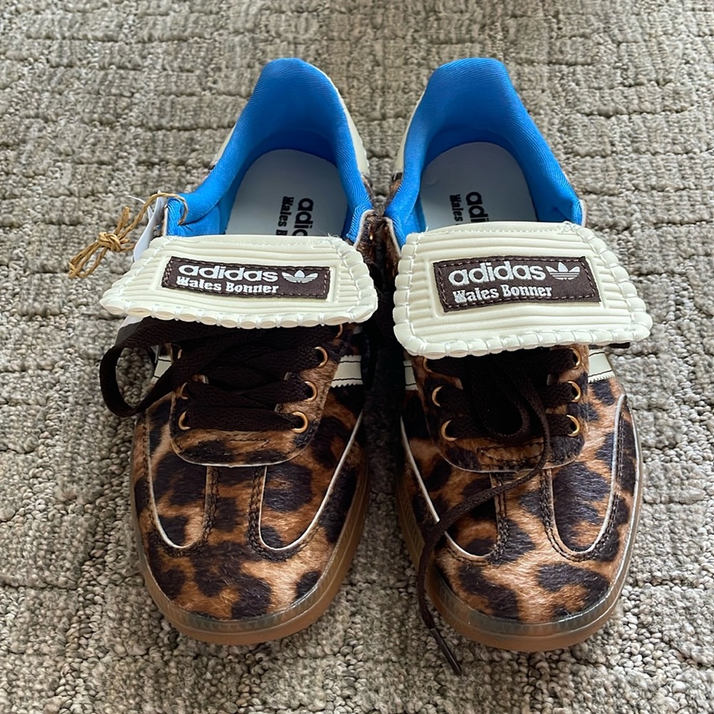 Adidas leopard print